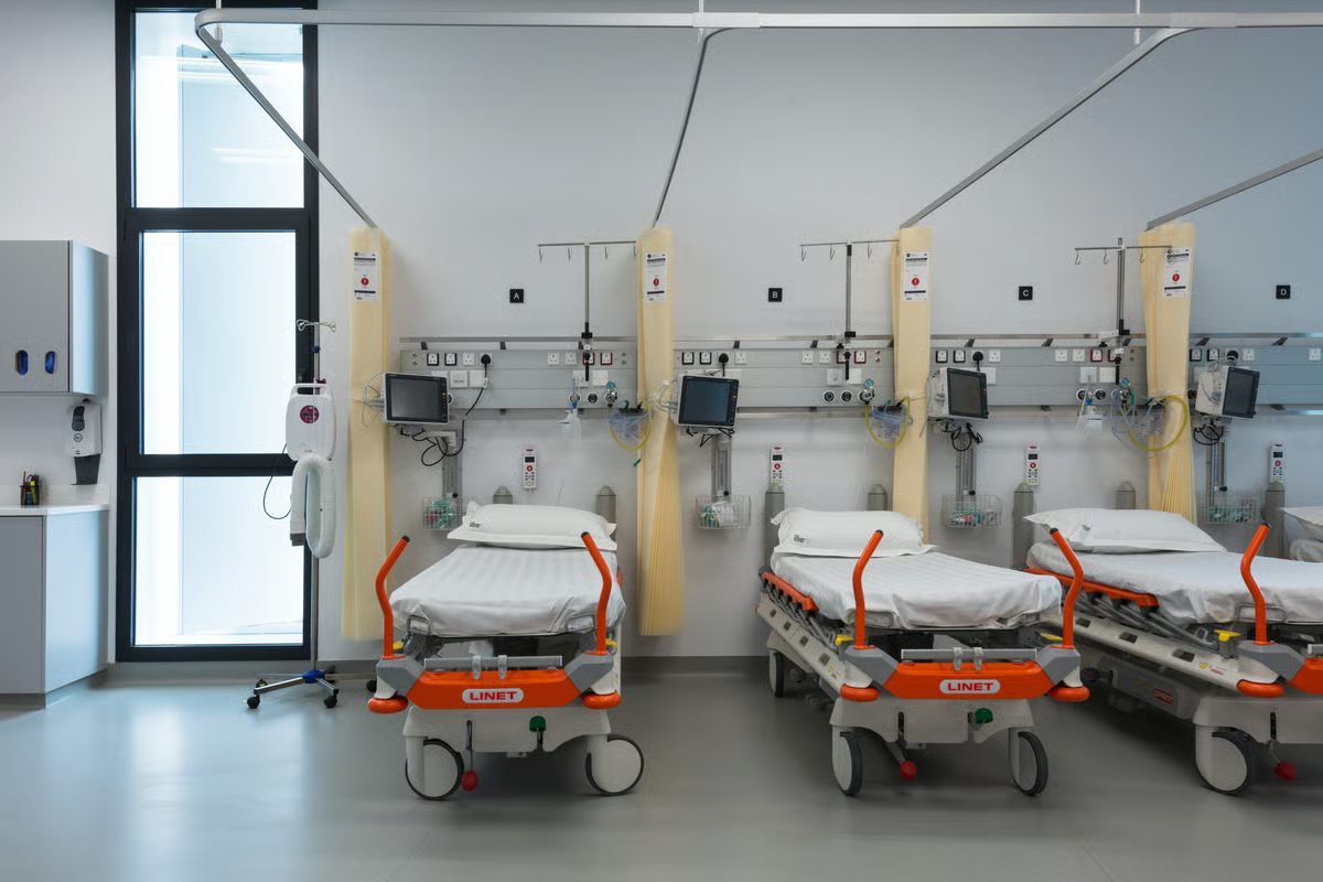 Ward at The Surgery Center 3i